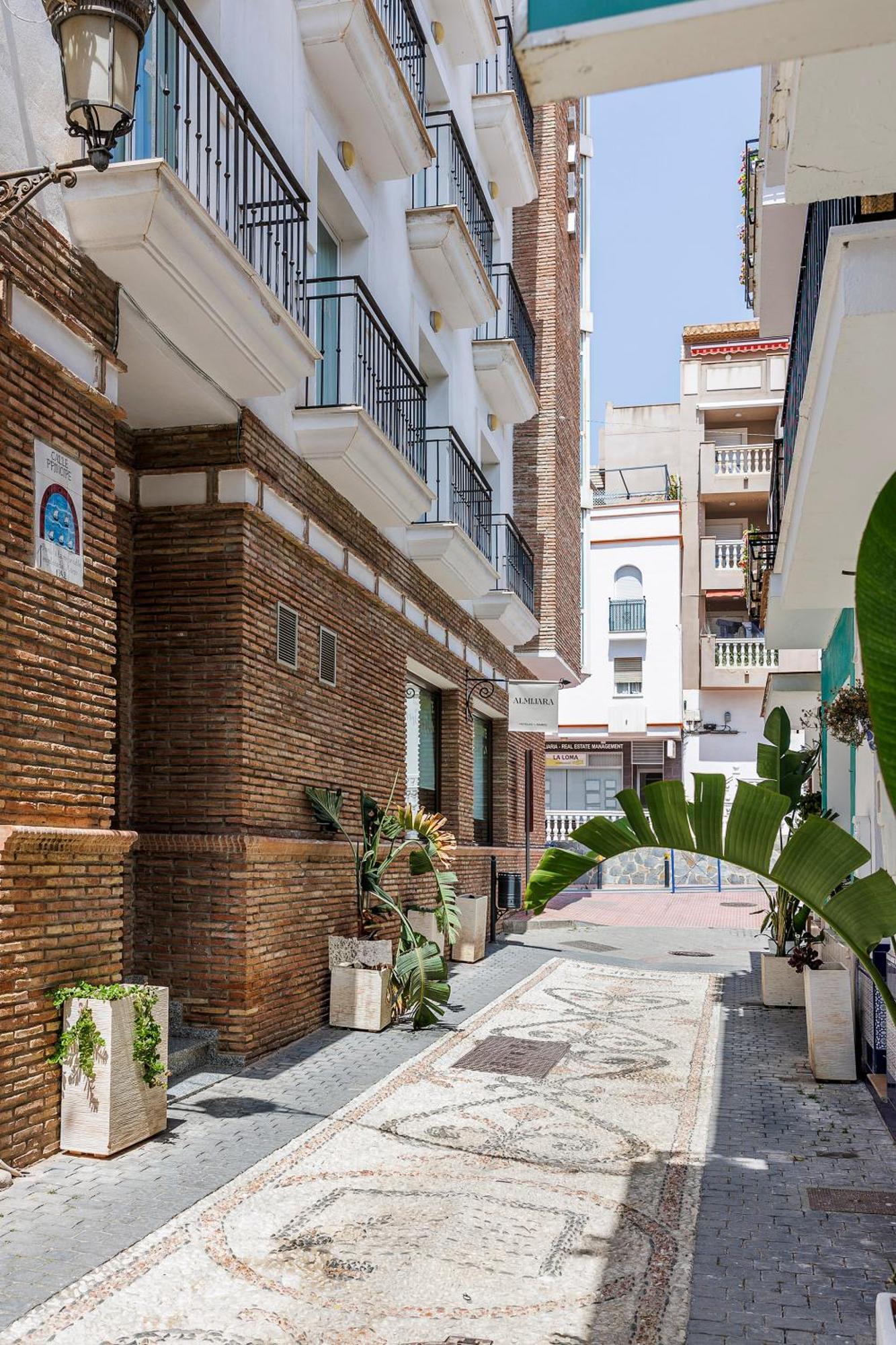 Hotel Almijara - Mares La Herradura  Esterno foto